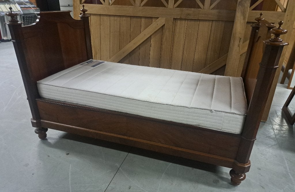 Antiek bed 110cm x 200cm, Antiek en Kunst, Ophalen
