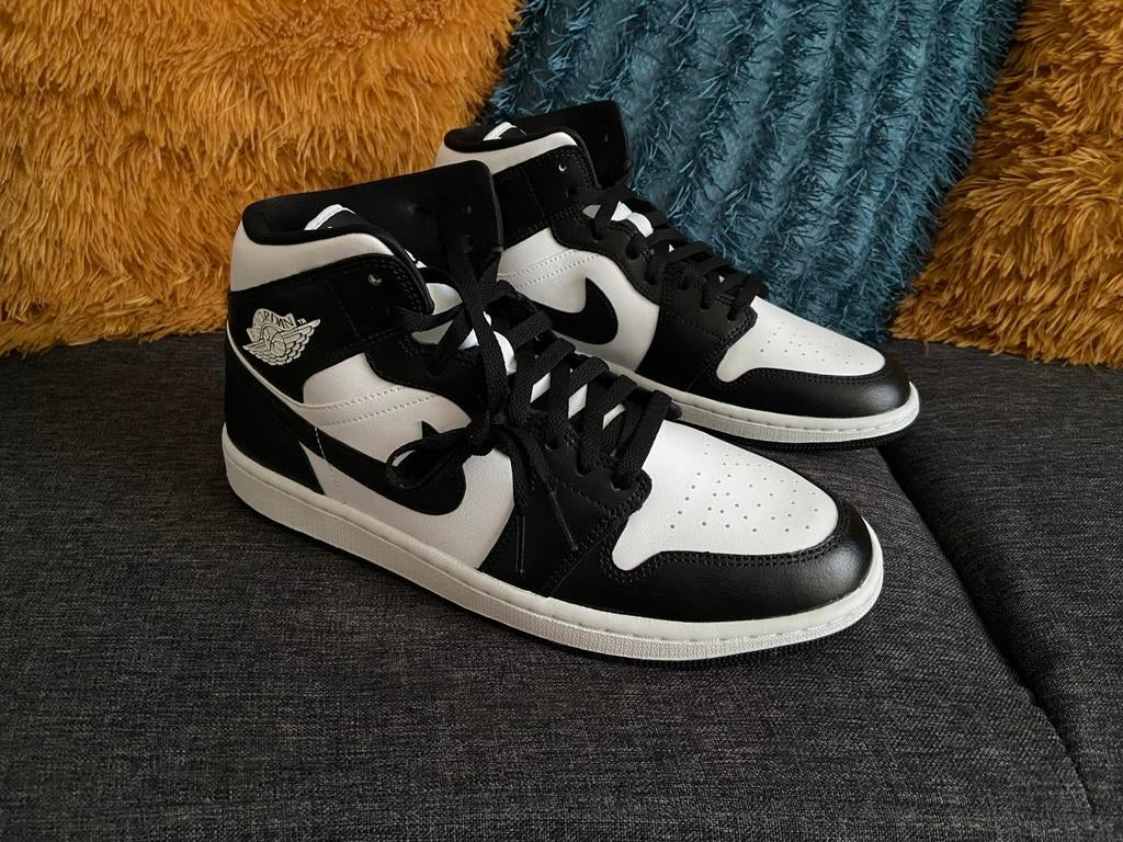 Nike air jordan 1 mid taille 44, Vêtements | Hommes, Chaussures, Neuf, Enlèvement ou Envoi, Blanc, Baskets
