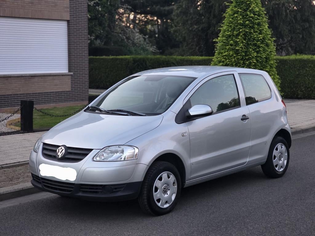 Volkswagen Fox 1.2 benzine van 2006 met 100.000km, Auto's, Voorwielaandrijving, 4 zetels, Stof, Overige kleuren