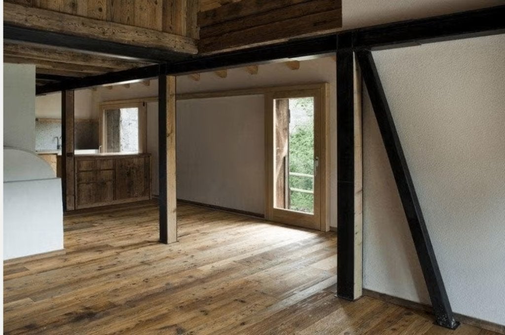 IL RESTE 92 M2 ! DES PLANCHERS EN PIN, !, Bricolage & Construction, Établis, Enlèvement