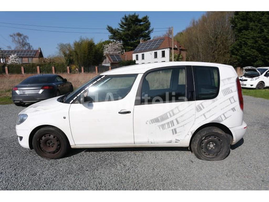 Véhicule de police Skoda Roomster (2010-91.327 km) (Réf:01, Autos, Achat, Entreprise, Autres carburants, Roomster