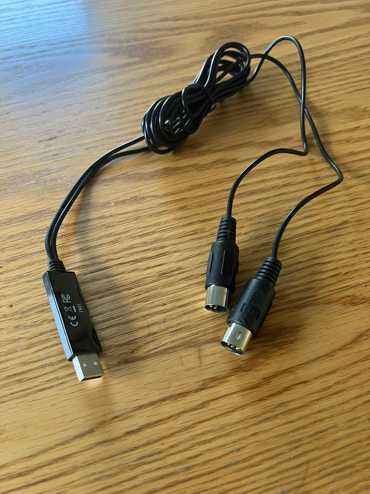 Midi to usb kabel :, Musique & Instruments, Équipement Midi, Enlèvement, Comme neuf