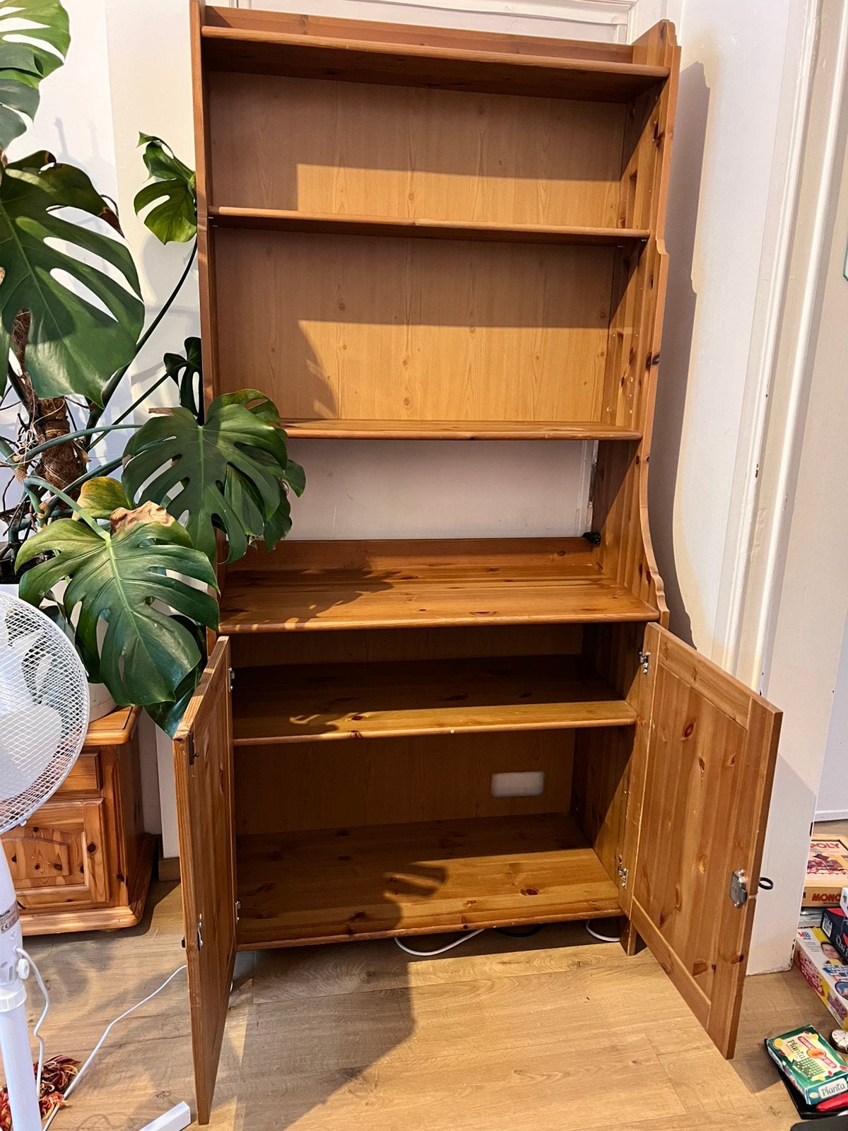 Joli meuble etagere en pin Partir 1 d’un lot, Maison & Meubles, Armoires | Secrétaires, Enlèvement, Utilisé