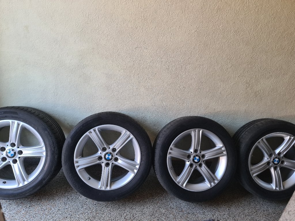 Jantes Bmw avec pneus comme neuf+TPMS 17p., Autos : Pièces & Accessoires, Pneus & Jantes, Véhicule de tourisme, Pneus été, 17 pouces