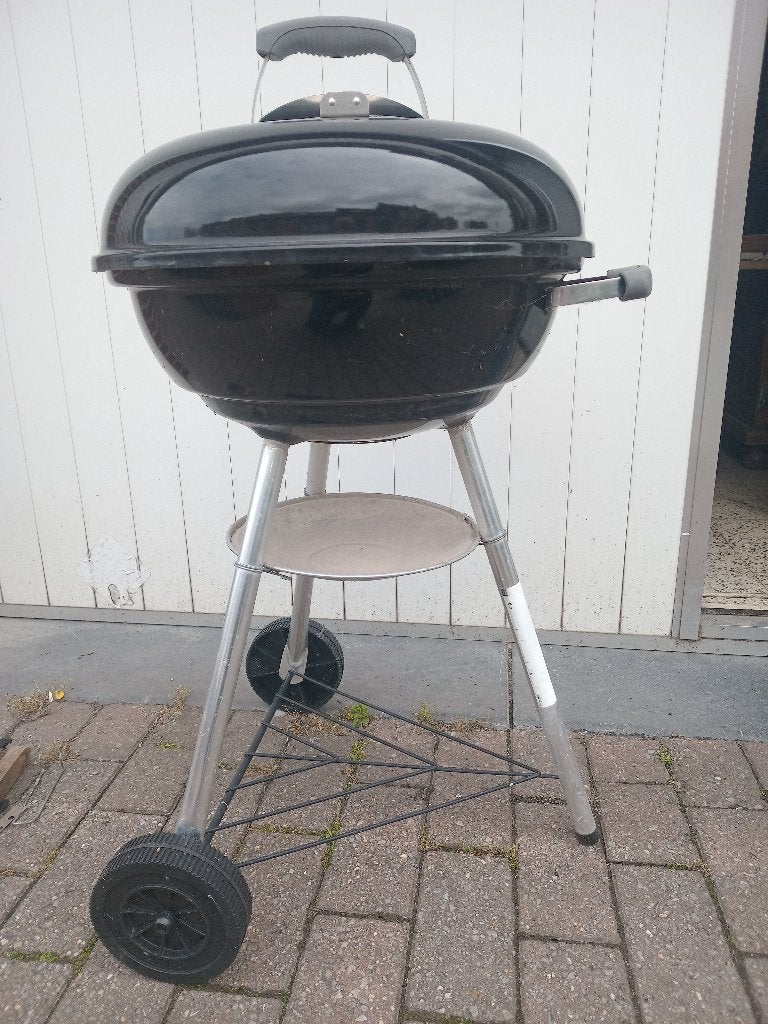 Weber houtskoolbarbecue, Tuin en Terras, Houtskoolbarbecues, Ophalen of Verzenden, Gebruikt