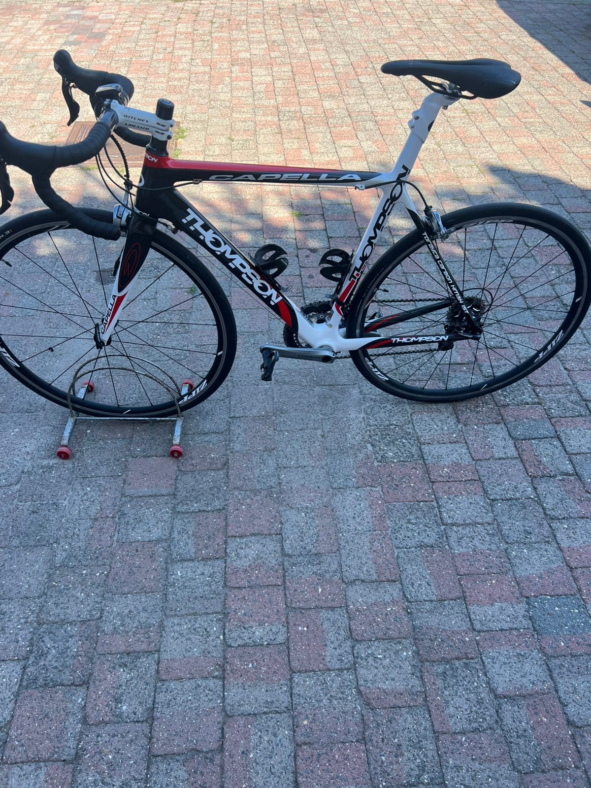 Vélo  entièrement en carbone Bargain/Thompson Capella, Enlèvement, Comme neuf