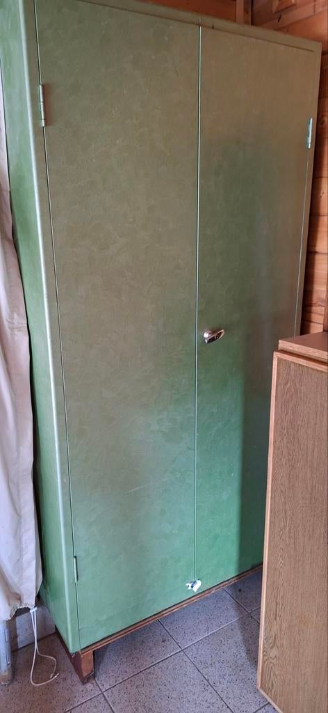 Stevige metalen kast, Huis en Inrichting, Ophalen