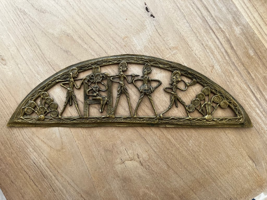 Dokhra koperen wandkleed, Ophalen, Koper