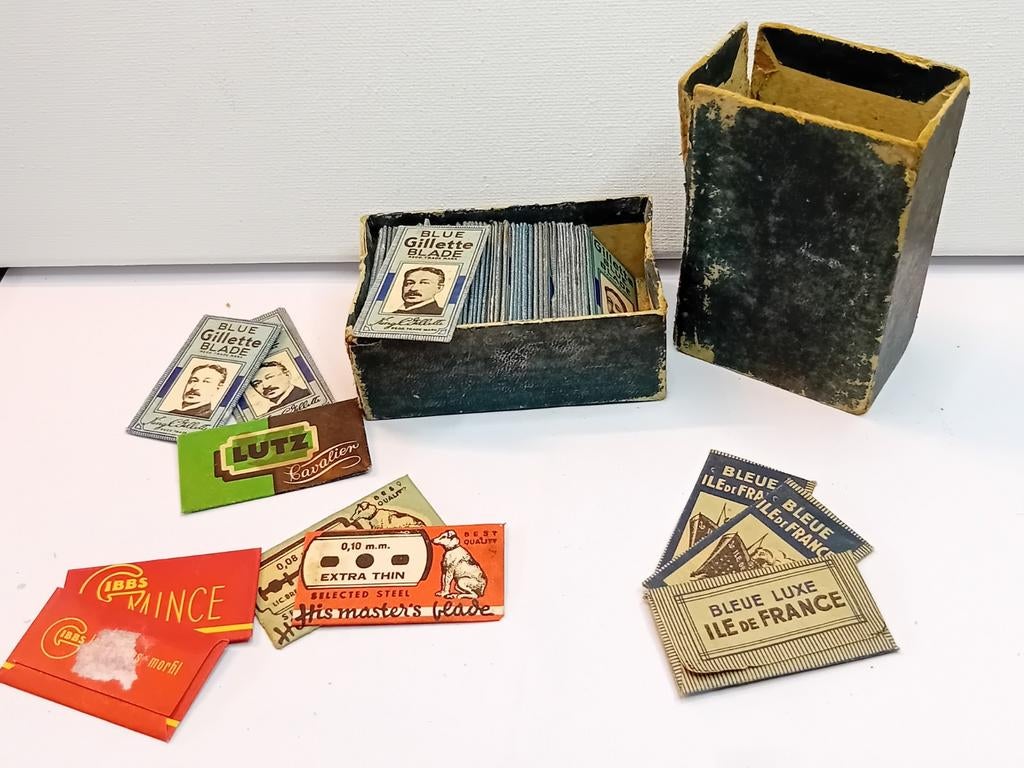 Lot 50+ Lames de Rasoir Anciennes Collection (Gillette, etc., Antiquités & Art, Enlèvement ou Envoi