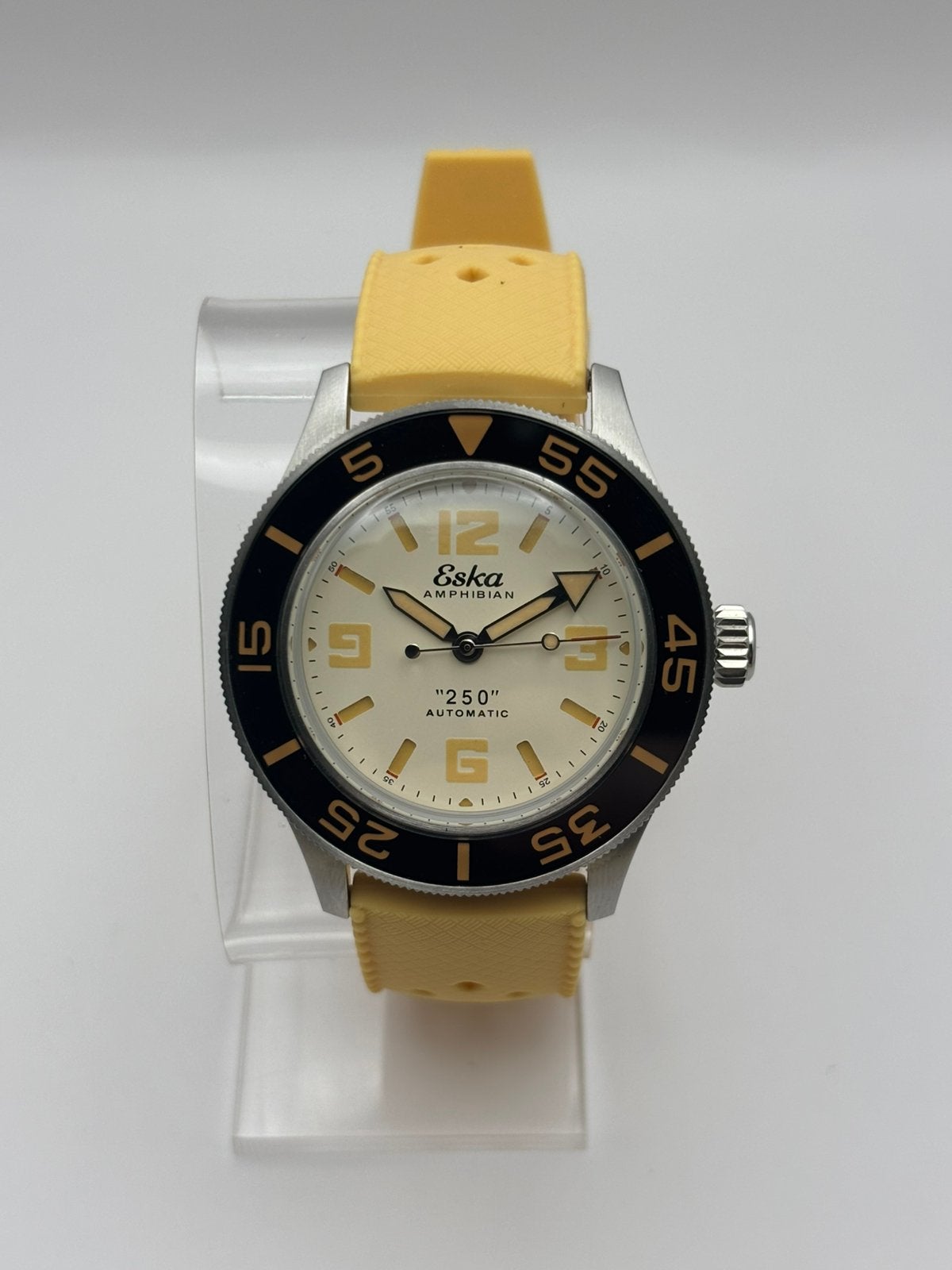 Eska - Amphibian 250 - White Shark - 40 mm - 2025, Enlèvement ou Envoi, Comme neuf