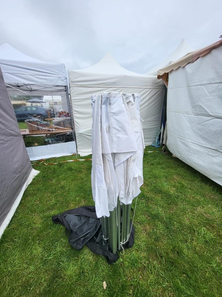 Partytent 3x3m met 4 zijpanelen, Ophalen, Gebruikt, Opvouwbaar, Partytent