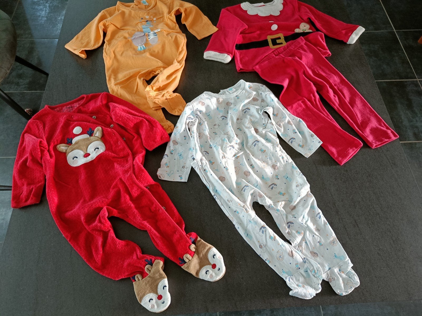 Paquet de vêtements pour filles/taille 80/37 pièces, Enlèvement ou Envoi, Utilisé, Taille 80