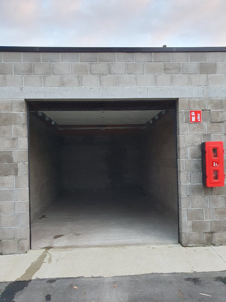 Garage te huur, Immo, Garages & Places de parking, Gand