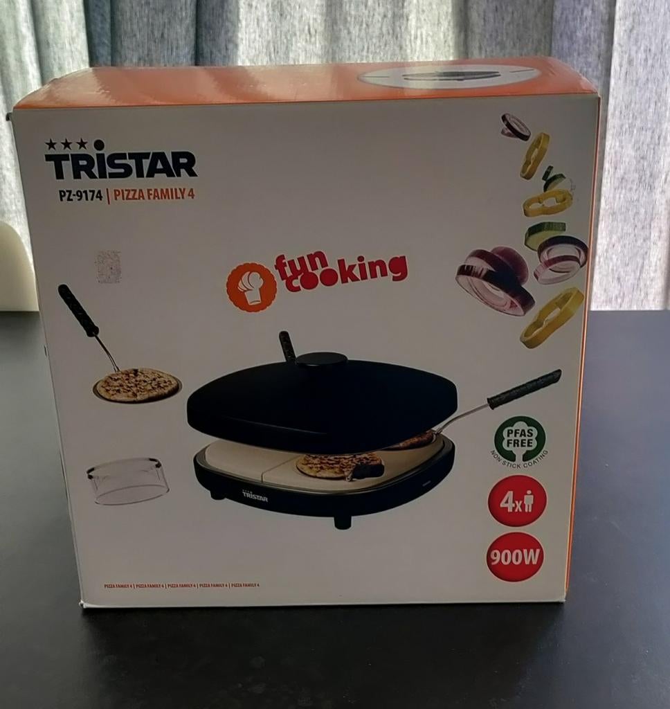 Tristar pz-9174 pizza family (voor 4 personen), Elektronische apparatuur, Ophalen of Verzenden