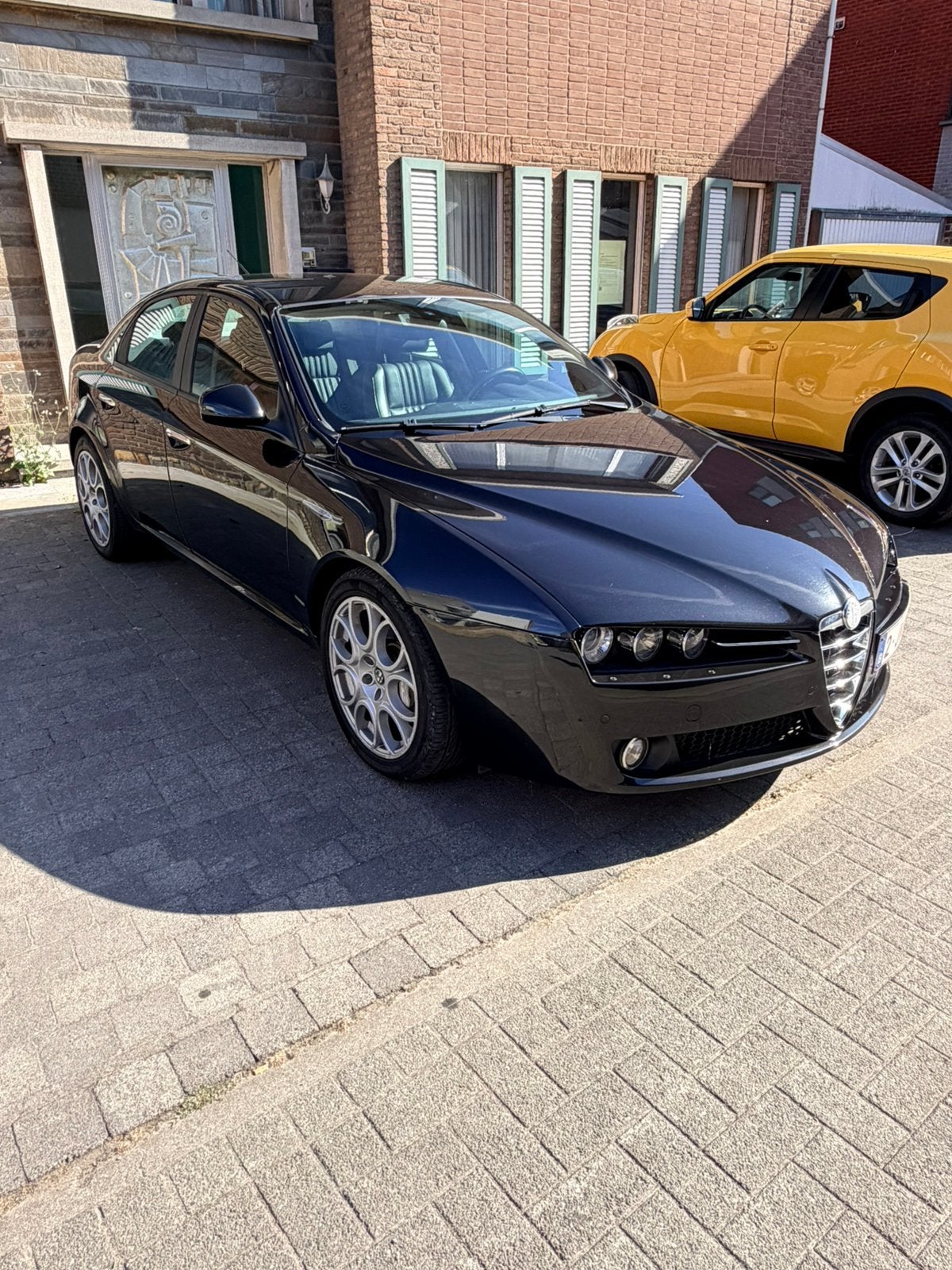 Alfa Romeo 159 2.4JTDM 2007 169000km, Auto's, Alfa Romeo, Voorwielaandrijving, Zwart, Zwart, Leder