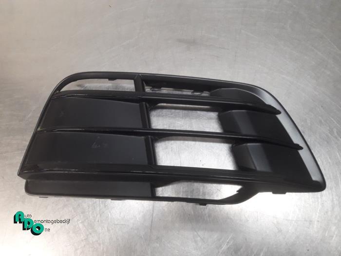 Bumper Rooster van een Audi Q5 (Q5 16-), Gebruikt, -, -, Bumper