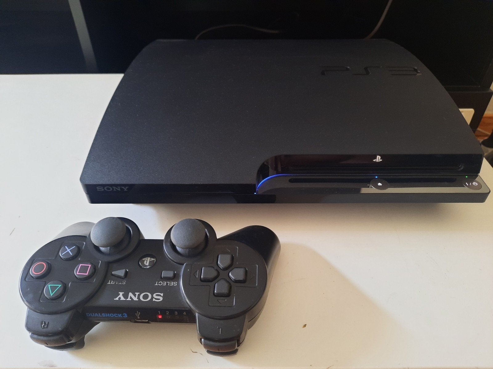 PS3 Slim (CECH-2504B) 1To, Games en Spelcomputers, Spelcomputers | Sony PlayStation 3, Ophalen, Zo goed als nieuw, Met 1 controller