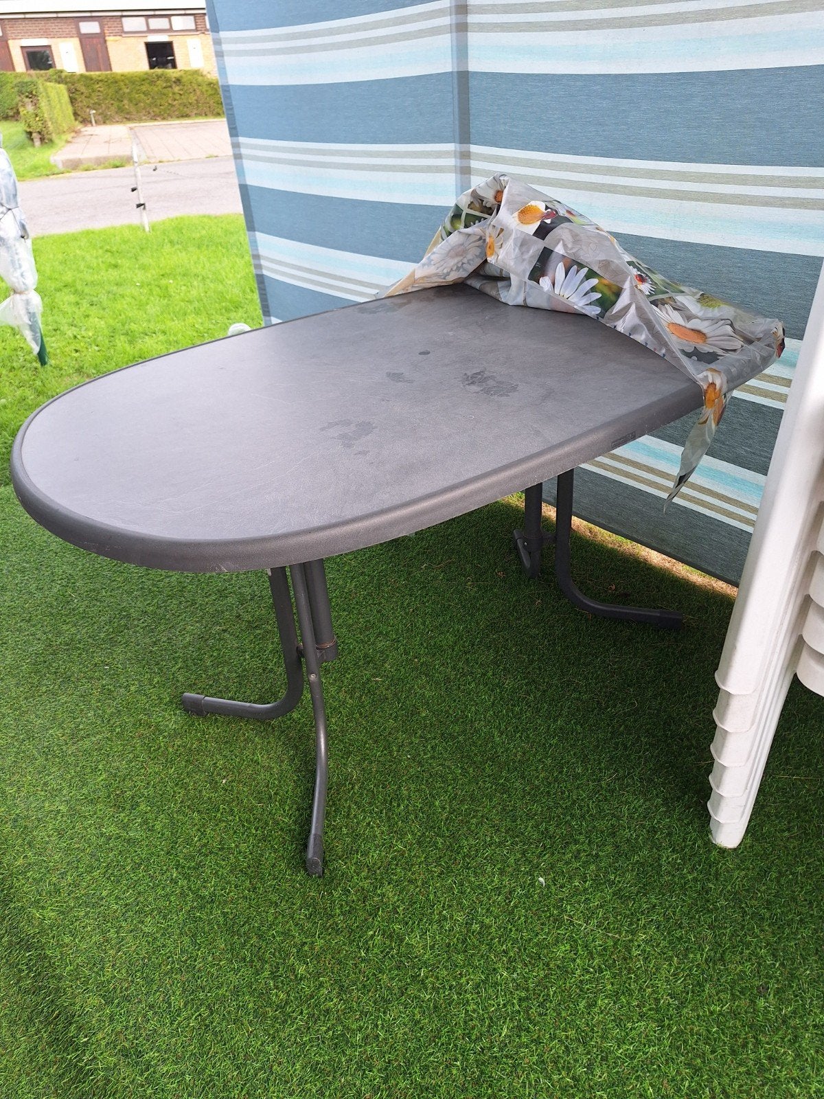 tuintafel met 6 stoelen, Ophalen