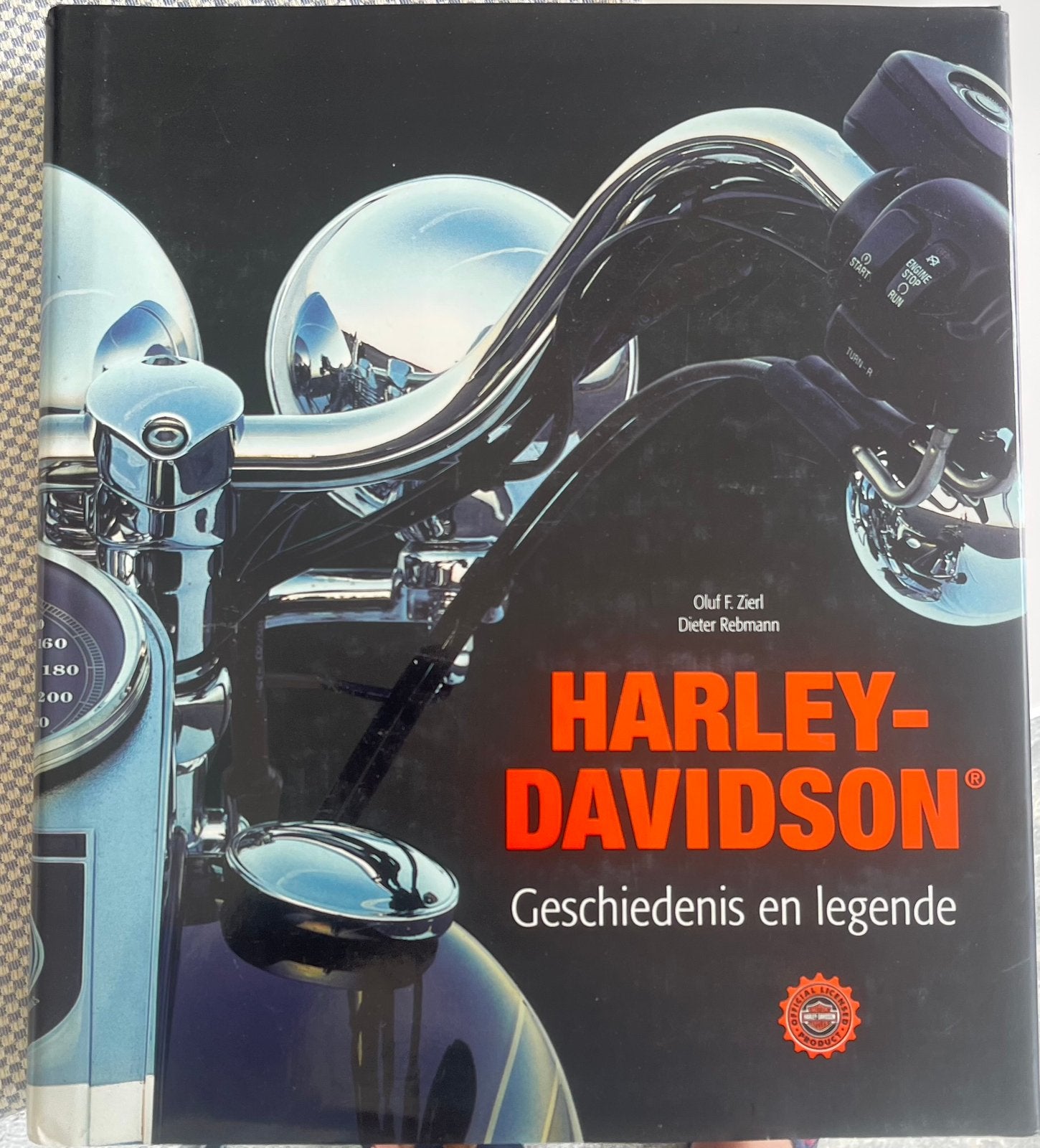 Harley Davidson geschiedenis en legende, Livres, Motos, Enlèvement, Comme neuf