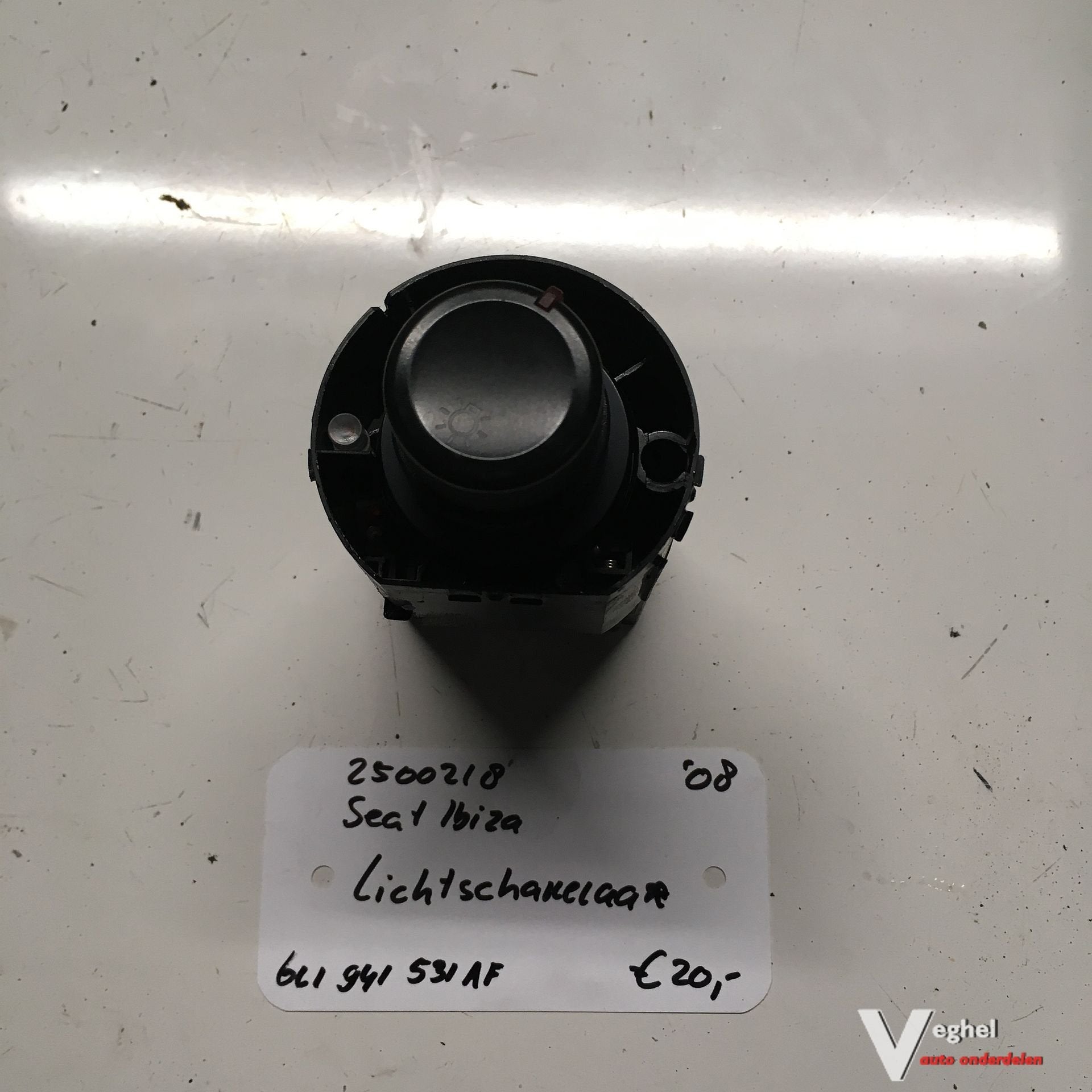 Seat Ibiza 1.9tdi 5drs 2008 2500218   Lichtschakelaar  6L1 9, Autos : Pièces & Accessoires, Tableau de bord & Interrupteurs, Utilisé