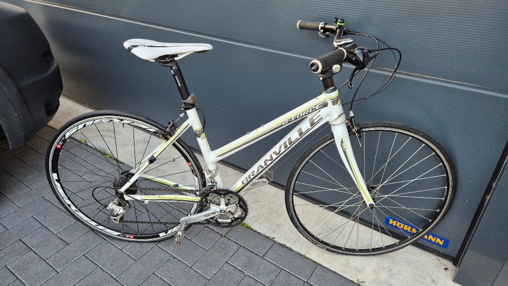 DAMES KOERSFIETS GRANVILLE G-FORCE, Ophalen, Gebruikt