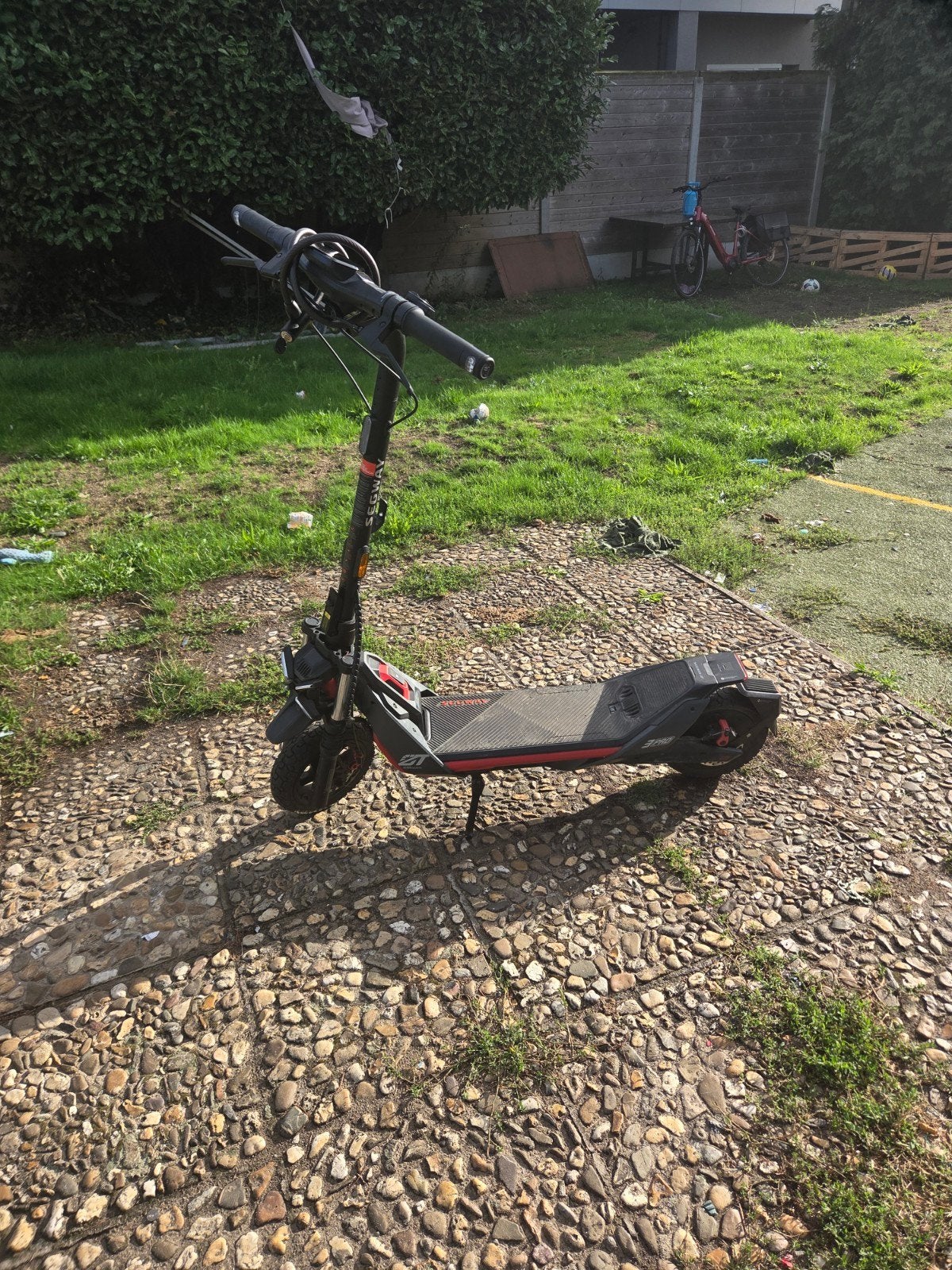 zt3 pro met lader, Fietsen en Brommers, Steps, Ophalen of Verzenden, Zo goed als nieuw, Elektrische step (E-scooter), Zt3 pro