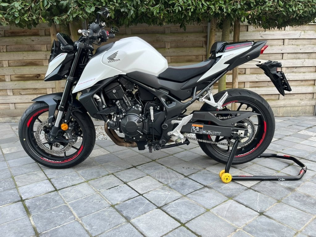 honda cb 750 hornet 2/2026 **2100km** sportpakket**, Motos, Permis Moto A, Entreprise, Occasion, Plus de 35 kW