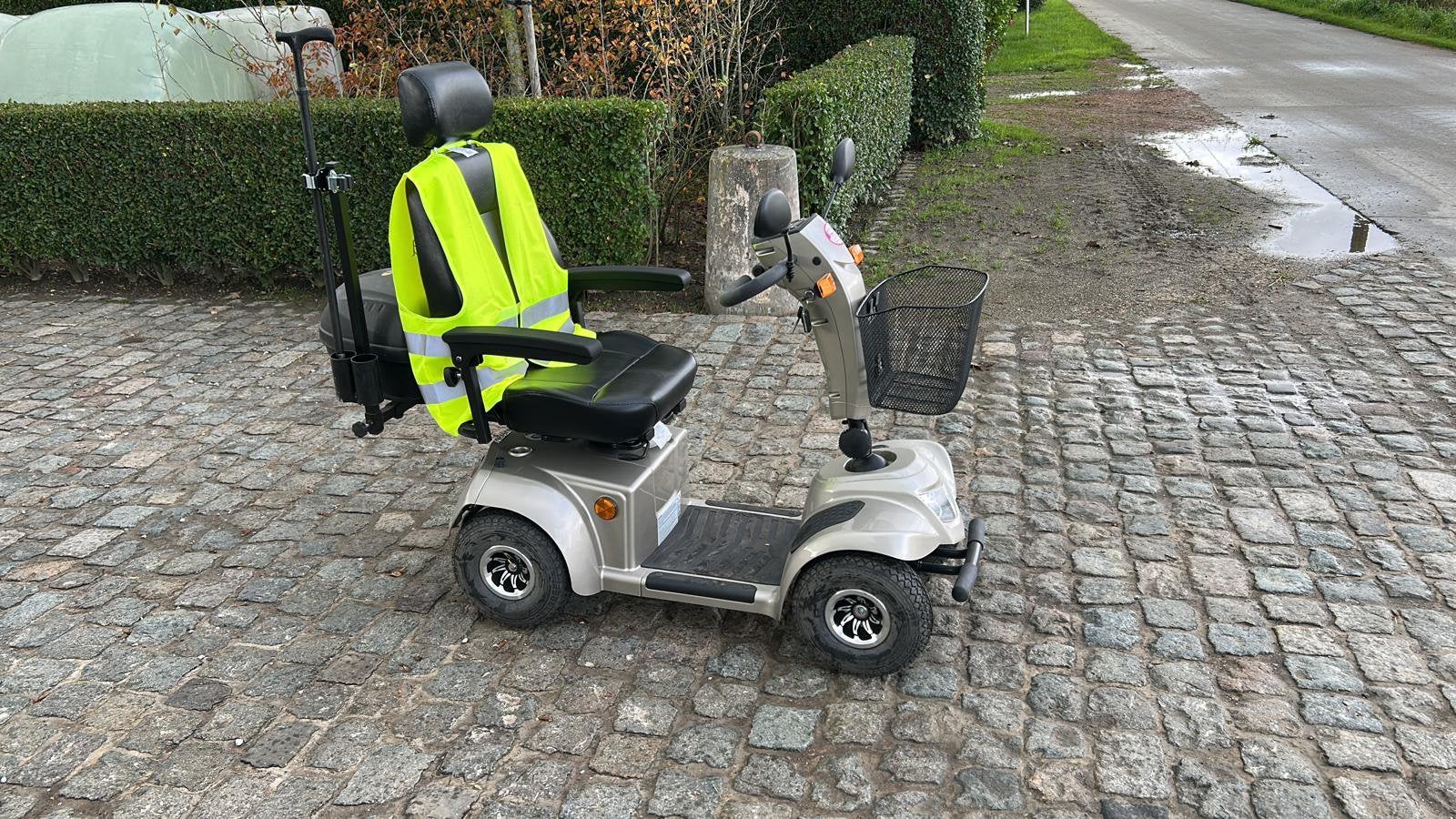 2 nieuwe scootmobiels, Ophalen, Nieuw
