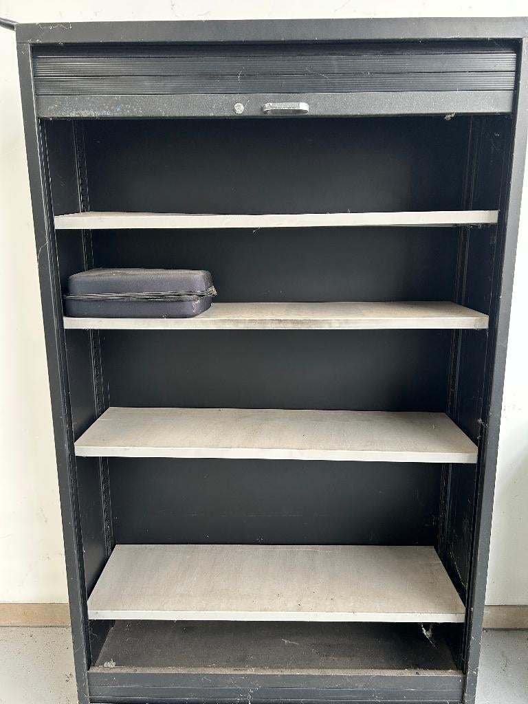 ARMOIRE MÉTALLIQUE AVEC VOLET ROULANT, 25 à 50 cm, 100 à 150 cm, Utilisé, Métal