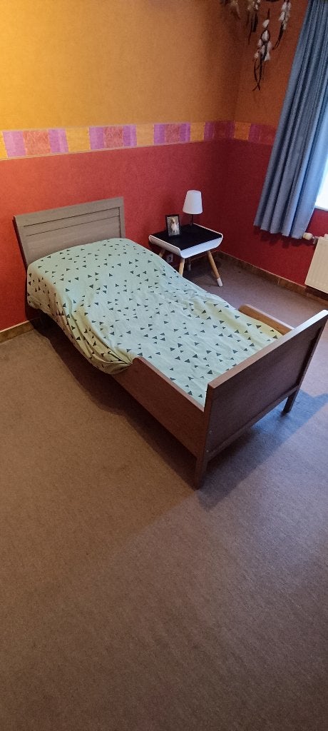 Kinderbedje, Ophalen, 70 tot 85 cm, Zo goed als nieuw, Matras