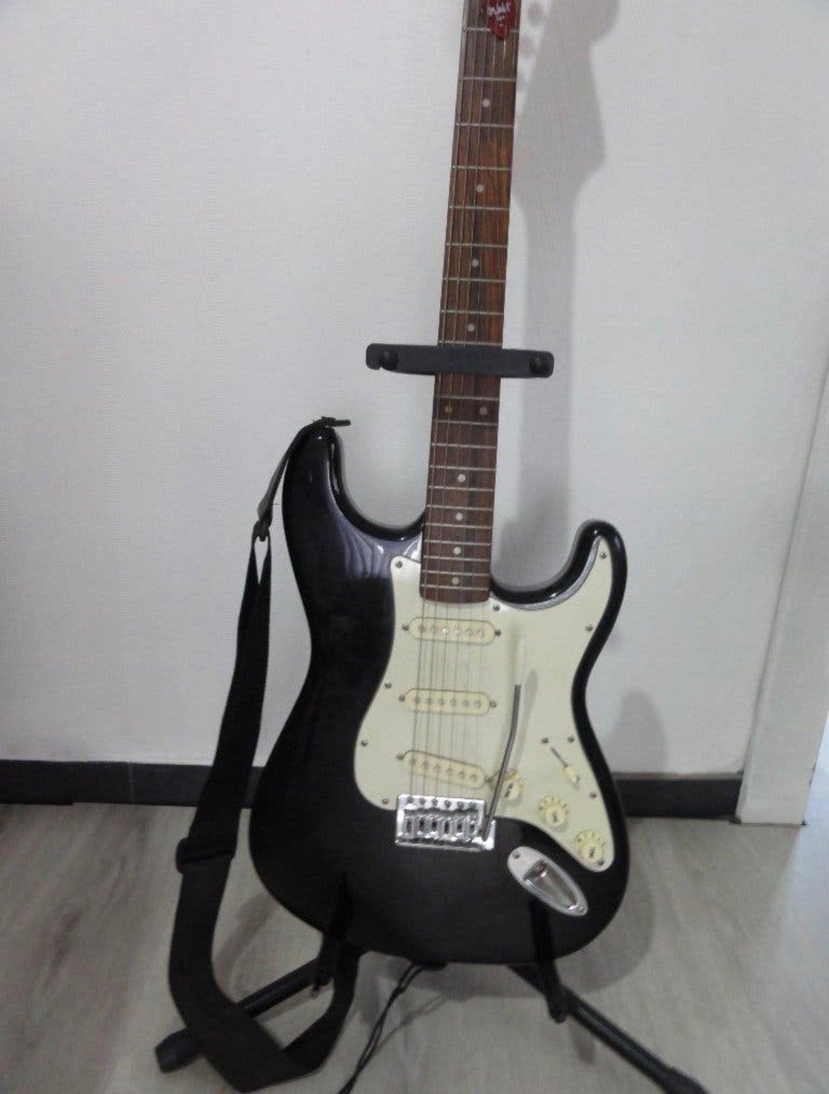 SX Stratoocaster stijl elektrische gitaar 95 euro, Muziek en Instrumenten, Ophalen, Zo goed als nieuw