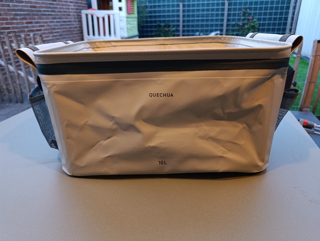 Quechua compacte spoelbak 10L, Caravans en Kamperen, Ophalen, Zo goed als nieuw