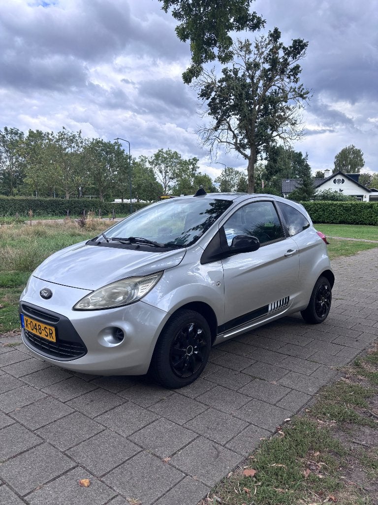 Ford Ka 1.2 69PK – 156.000 km – Airco - Nette staat, Autos, Ford, Argent ou Gris, Achat, Ka, Particulier