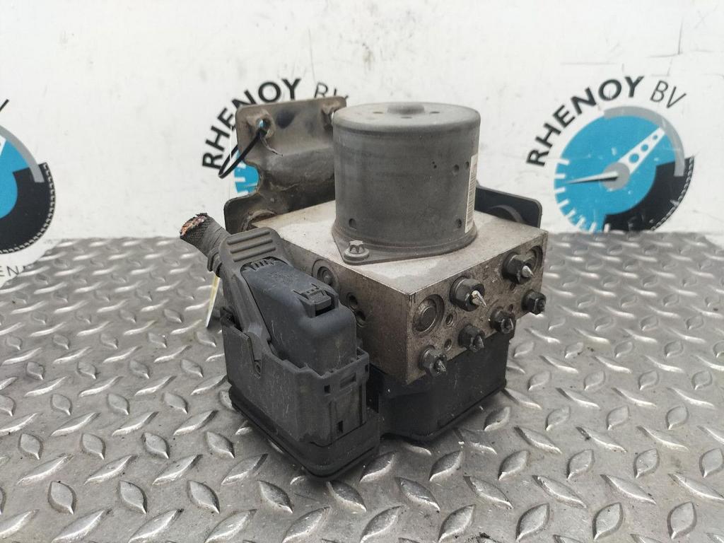 MITSUBISHI FUSO CANTER 7C18 7500/340  ABS POMP  2015, Enlèvement ou Envoi, Utilisé, Stiba membre