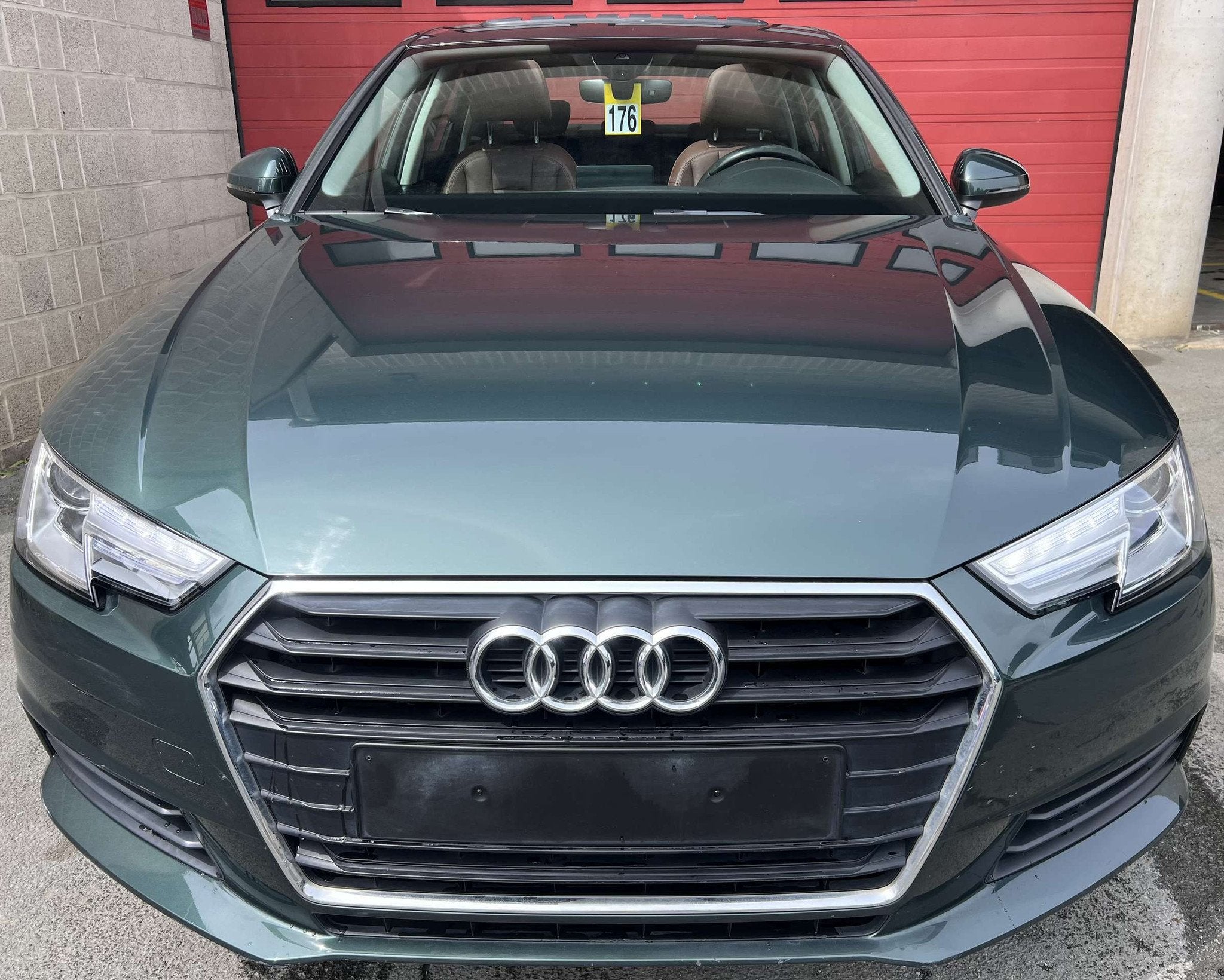 Audi A4 1.4 TFSI Design + NAVI + CUIR (bj 2017), Auto's, Audi, 4 deurs, Gebruikt, 4 cilinders, A4