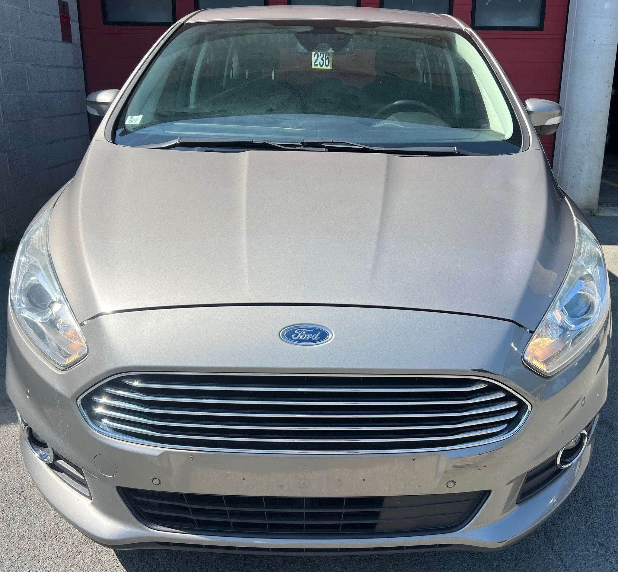 Ford S-Max 2.0 TDCi Trend + 7 PLACES + NAVI, Autos, Ford, Argent ou Gris, Achat, Euro 6, Entreprise