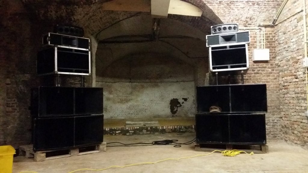 geluidssysteem, TV, Hi-fi & Vidéo, Autres marques, Enlèvement, Utilisé, 120 watts ou plus