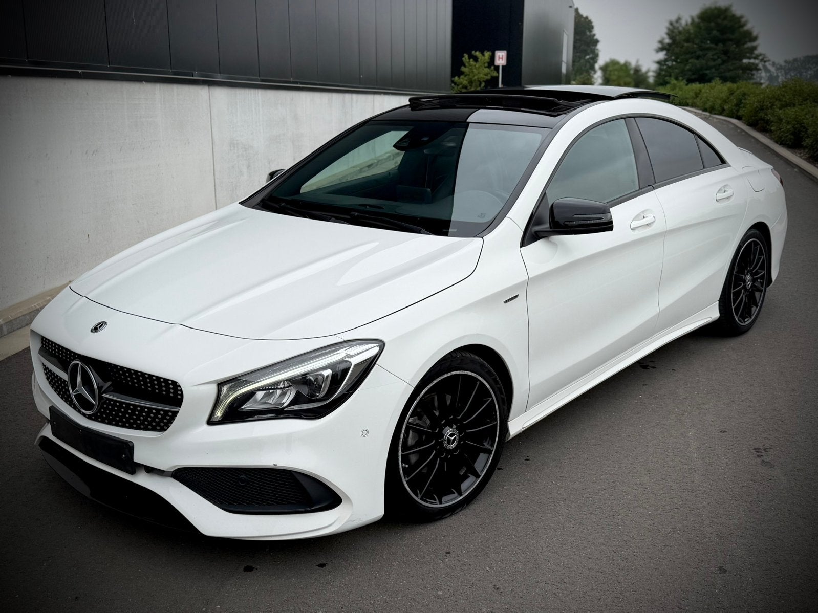 Mercedes cla 200d AMG, Auto's, 1995 cc, 4 cilinders, Wit, Leder