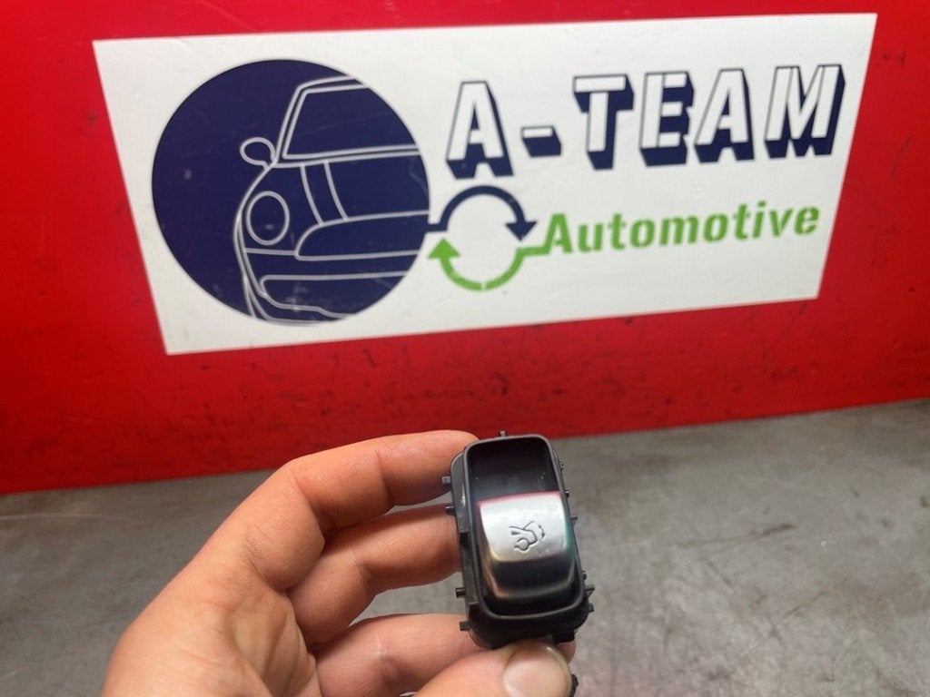 COMMUTATEUR OUVERTURE DE COFFRE CLS (C257) (|A2229055111|), Mercedes-Benz, Utilisé, Dialog.mb@mercedes-benz.com, Mercedes-Benz AG