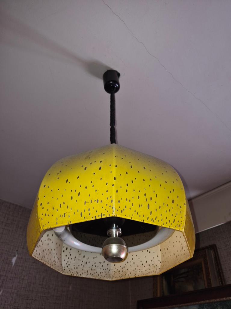 Lampe Space Age, Enlèvement, Métal