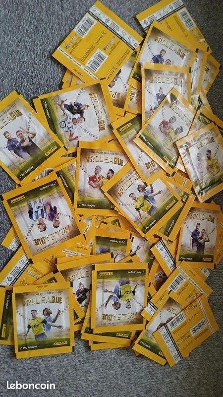 Panini Pro League 2022/2023 lote  5 -10-25-100 zakjes, Verzamelen, Ophalen of Verzenden, Nieuw, Sport