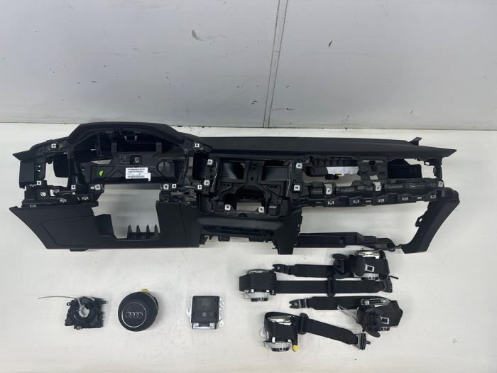 Kit airbag + tableau de bord d'un Audi A1, -, 3 mois de garantie, Audi, Utilisé