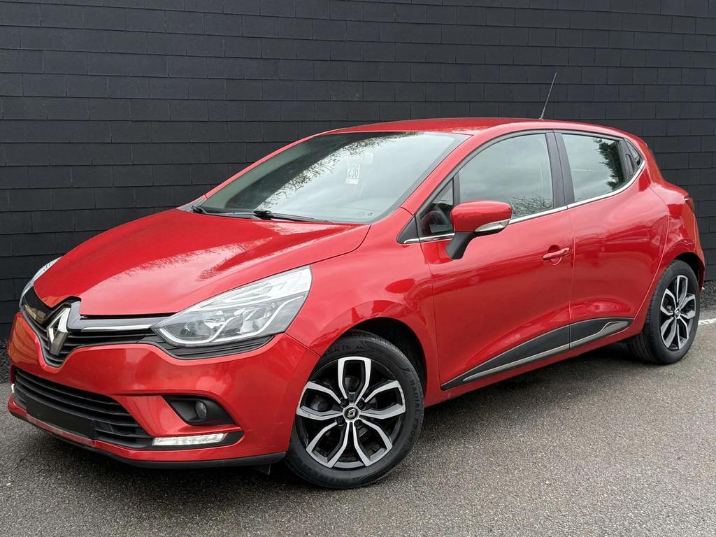 Renault Clio 1.5 dCi+AIRCO+NAVI+JANTES+EURO 6C, Autos, Renault, Rouge, https://public.car-pass.be/vhr/d6520e88-8e31-4bc0-aba4-4d8e55de9c49