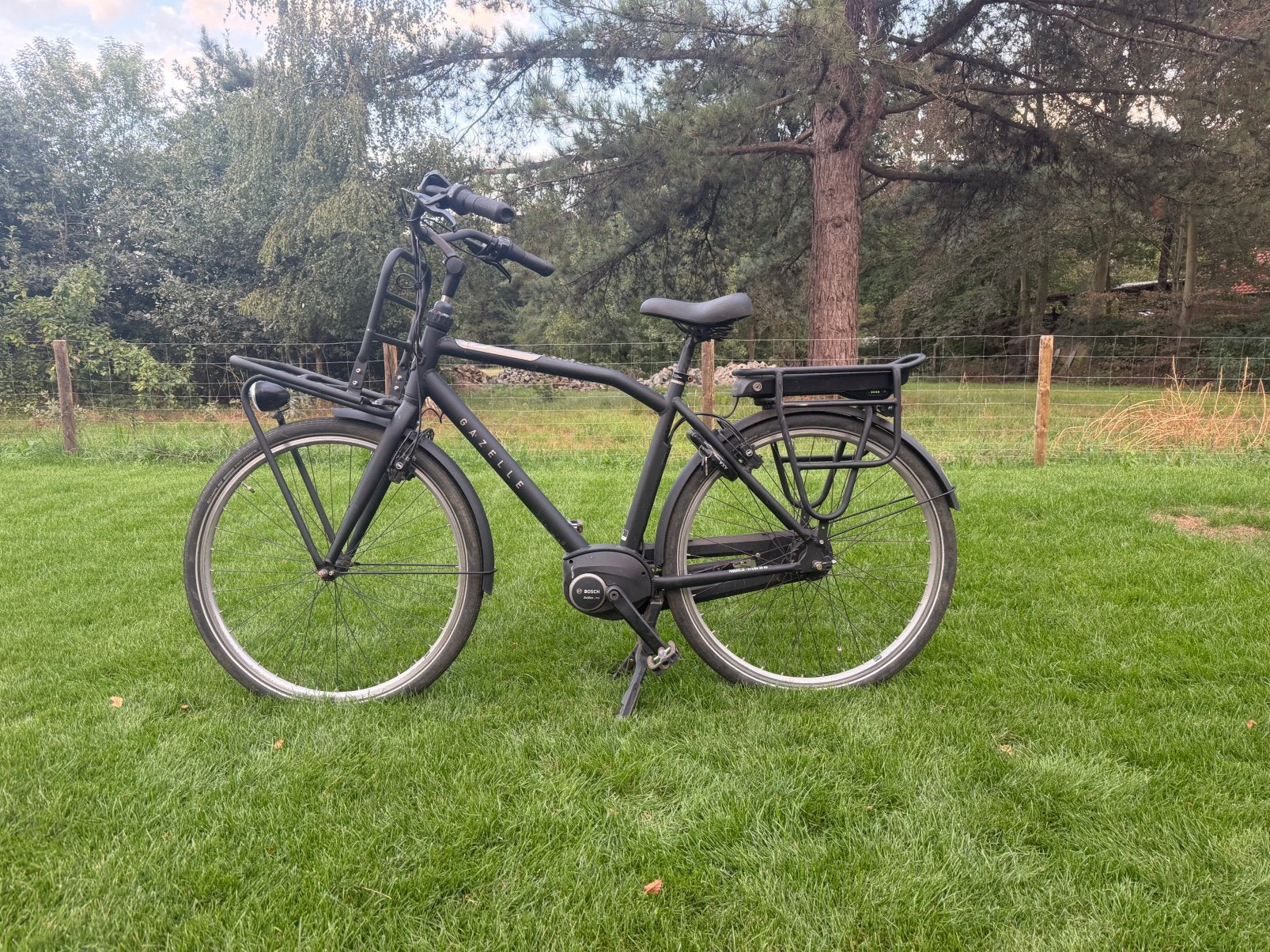 Gazelle heavy duty met bosch 500W batterij, Vélos & Vélomoteurs, Vitesses, Comme neuf, Enlèvement, 53 à 57 cm