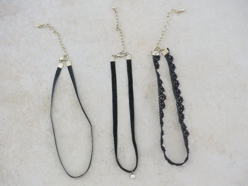 3 zwarte fijne choker halskettingen, Handtassen en Accessoires, Kettingen, Ophalen, Zwart