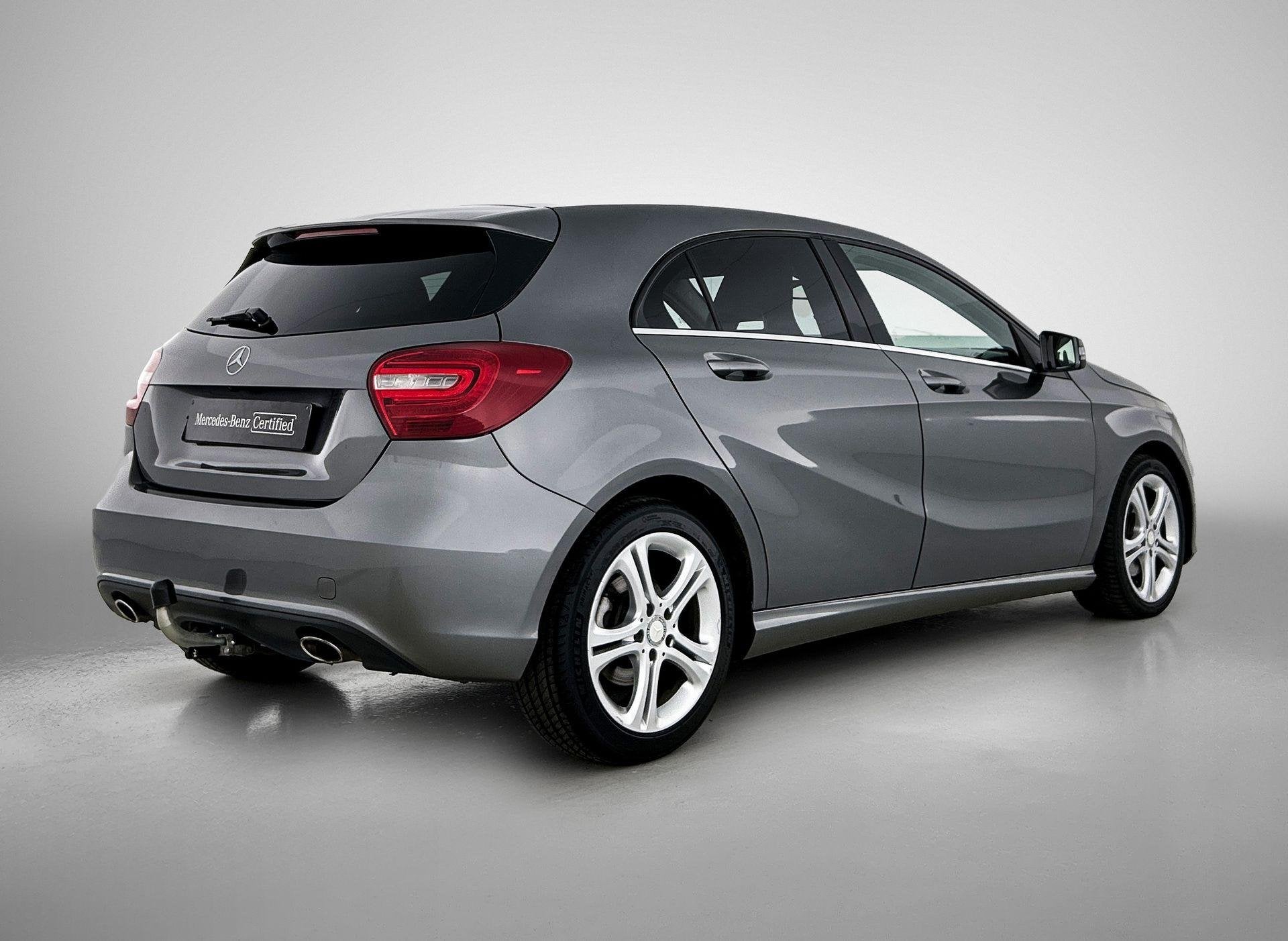 Mercedes-Benz A-Klasse 180 Hatchback Business Line | Achteru, Autos, Entreprise, Boîte manuelle, 5 portes, 1200 kg