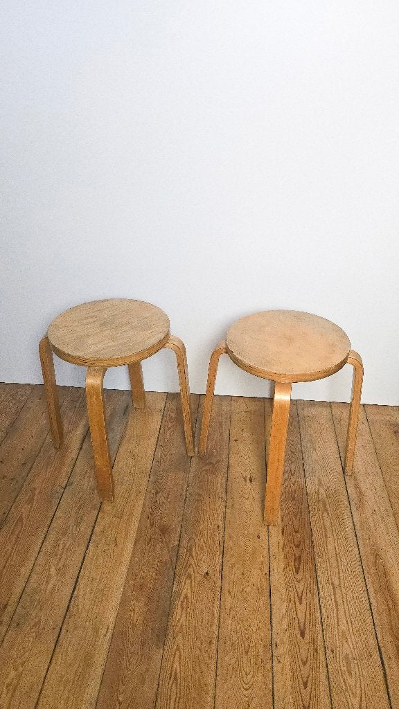 2 Tabourets vintage scandinaves - design Alvar Aalto 1930, Enlèvement ou Envoi, Comme neuf, Bois