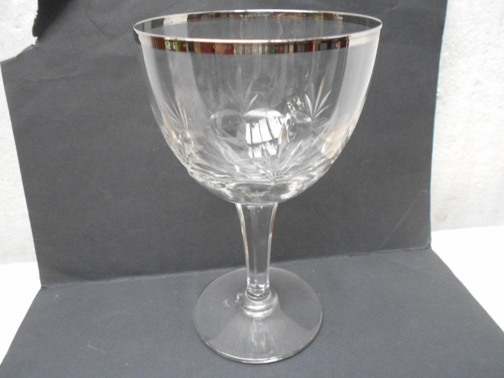 antiek TRAPPIST? glas-geslepen kelk en steel, Ophalen of Verzenden