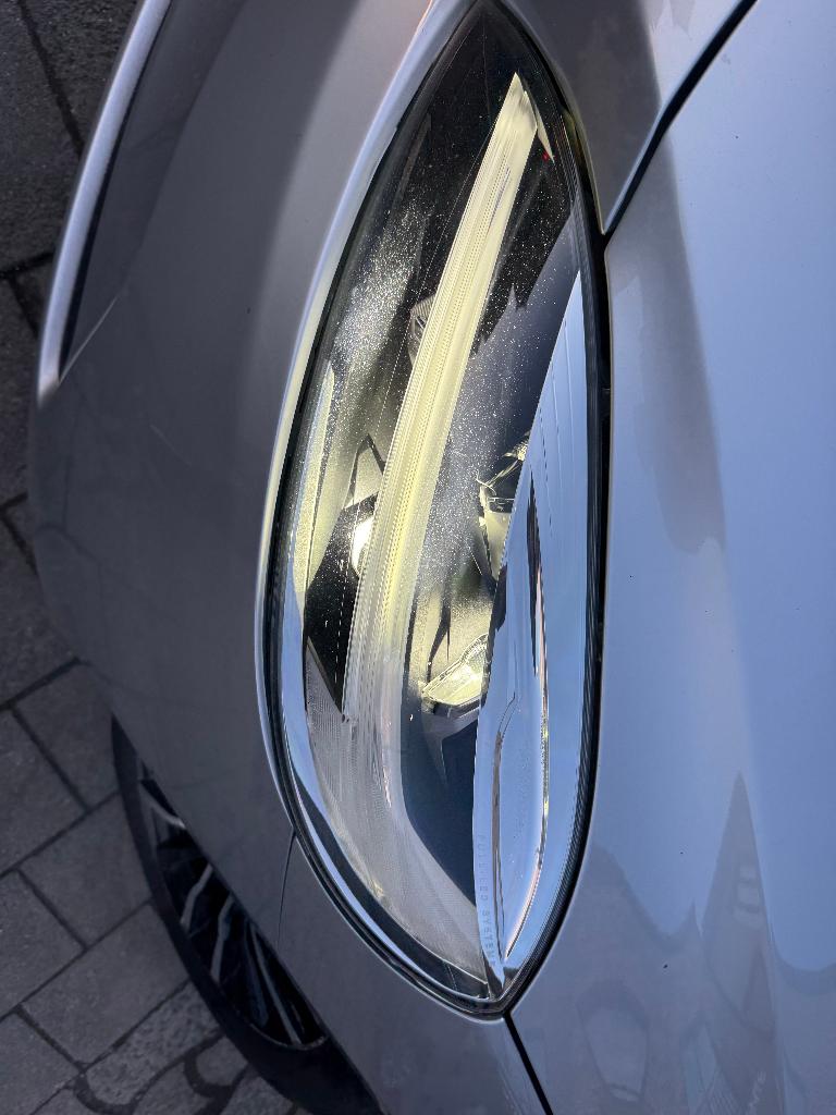 Volvo V40 T2 Essence 2000cc annee 2019 Navi Led, Autos, Volvo, Argent ou Gris, Achat, Electronic Stability Program (ESP), Euro 6