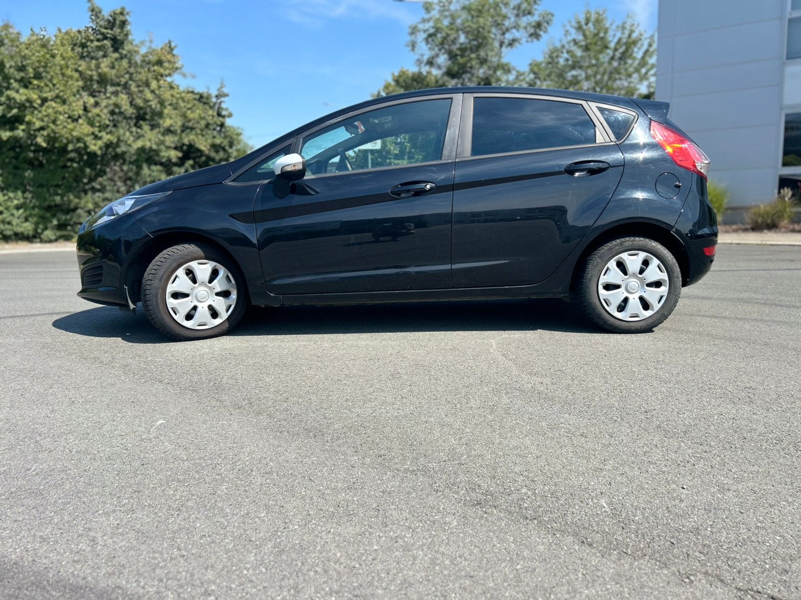 Ford fiesta trend 1.0 Ecoboost S&S /2016/benziene/ keuring, Autos, Ford, 998 cm³, Euro 6, Entreprise, Boîte manuelle